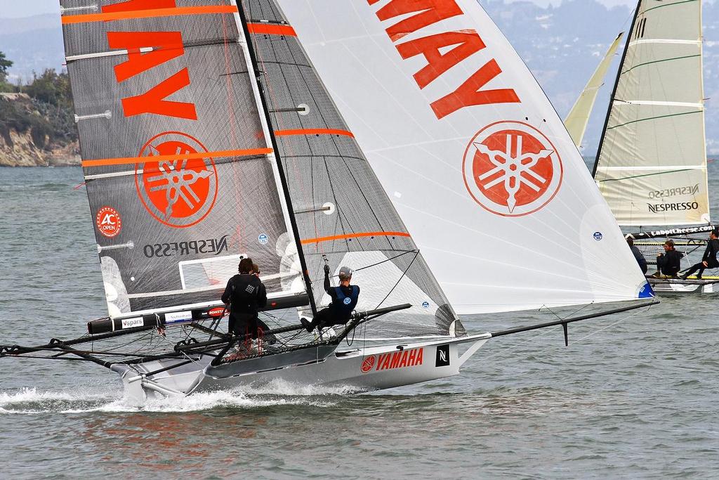 Yamaha - 18ft International - Day 3, 11 September 2013 © Richard Gladwell www.photosport.co.nz